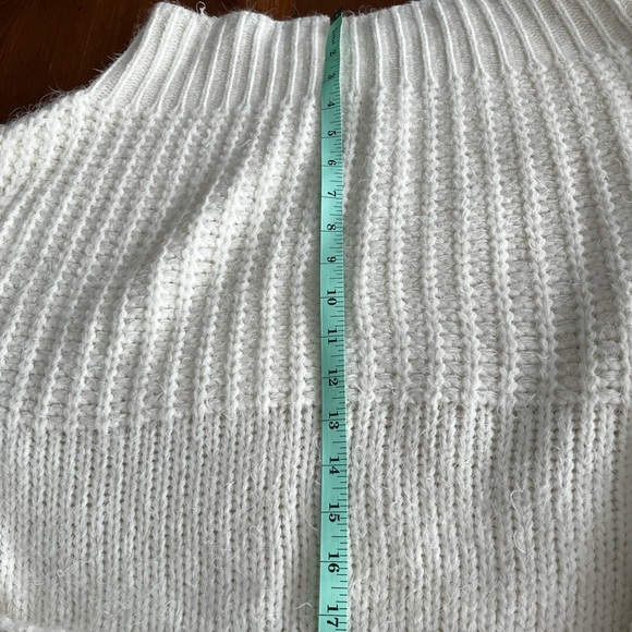 Off the shoulder fuzzy sweater - Picture 7 of 9